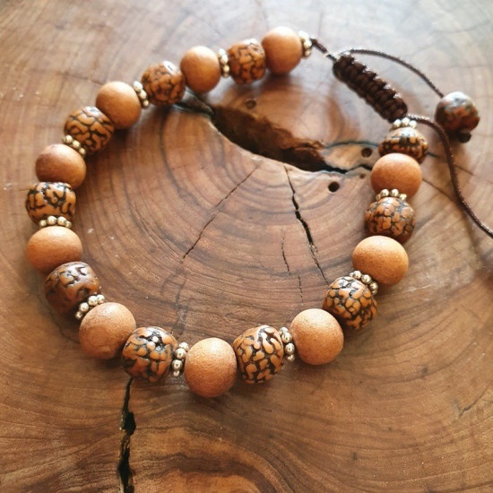Bracelet perles de bois de santal et graines de rudraksha