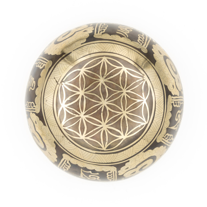 Bol chantant tibétain GRAVÉ - note LA - 447 hz - 404 gr - 12,5 cm