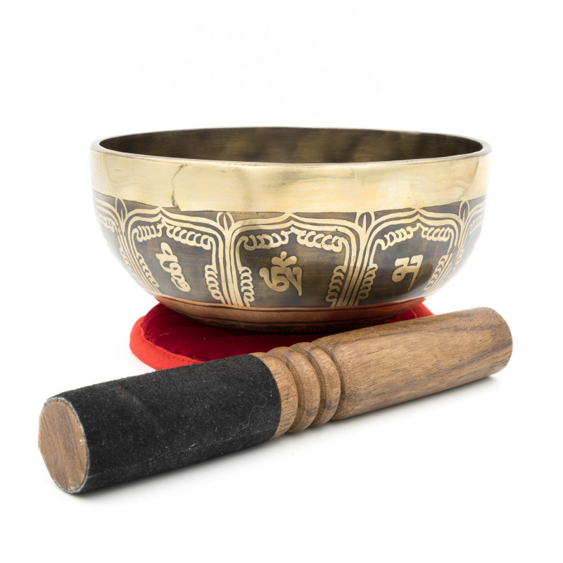 Bol chantant tibétain GRAVÉ - note RÉ - 296 hz - 662 gr - 15,8 cm