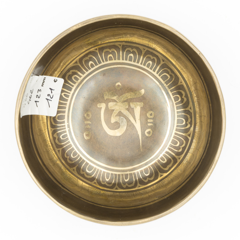 Bol tibétain GRAVÉ - note SI bémol - 466 hz - 462 gr - 12,3 cm