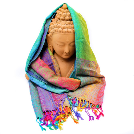 Châle en pashmina aux couleurs des 7 chakras