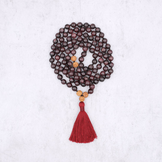 Mala tibétain 108 perles en pierre grenat rouge