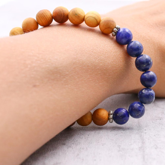Bracelet de 24 perles en bois et pierre lapis lazuli
