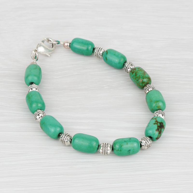Bracelet tibétain en perles de turquoise allongées