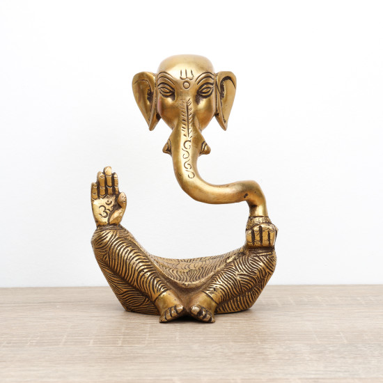 Statue Ganesh design moderne en laiton doré - 15 cm