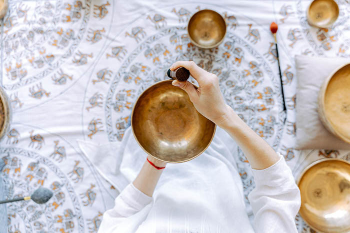 Comment purifier sa maison et ses pierres avec un bol tibétain ? MALOA SHOP